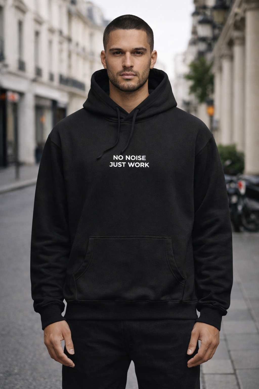HOODIE “NO NOISE JUST WORK” — ÉDITION SIGNATURE